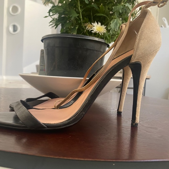 ALEXANDER MCQUEEN LEATHER AND SUEDE SANDALS - BLK & BEIGE - Picture 6 of 12